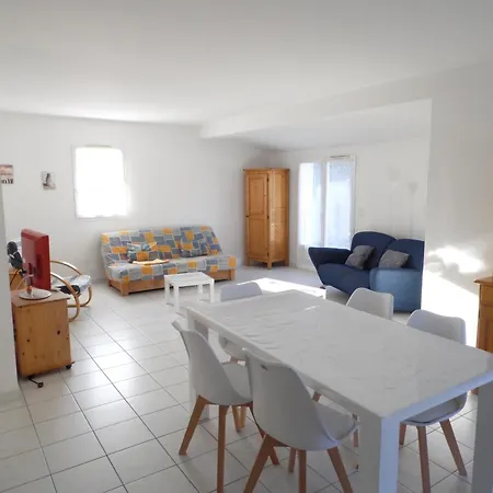 Maison Proche Et Centre De - Fr-1-194-314 *