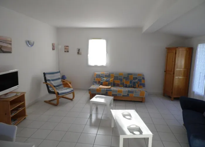 Hébergement de vacances Maison Proche Et Centre De - Fr-1-194-314 *