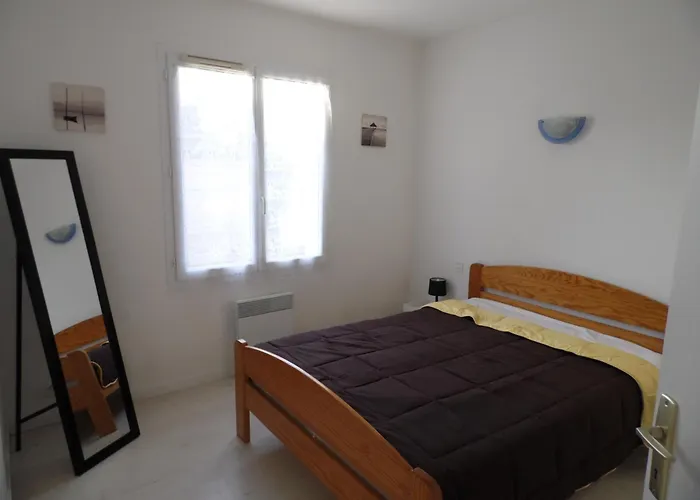 Hébergement de vacances Maison Proche Et Centre De - Fr-1-194-314 *